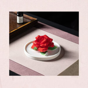 rose aroma plate